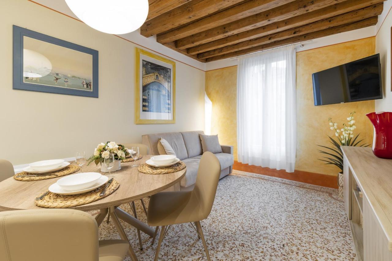 شقة Rialto Sant'Aponal Prestige By Wonderful Italy البندقية المظهر الخارجي الصورة