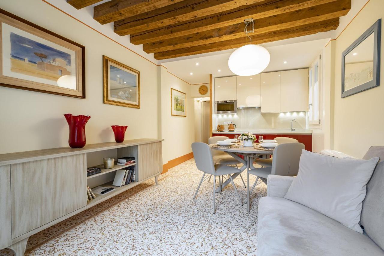 شقة Rialto Sant'Aponal Prestige By Wonderful Italy البندقية المظهر الخارجي الصورة