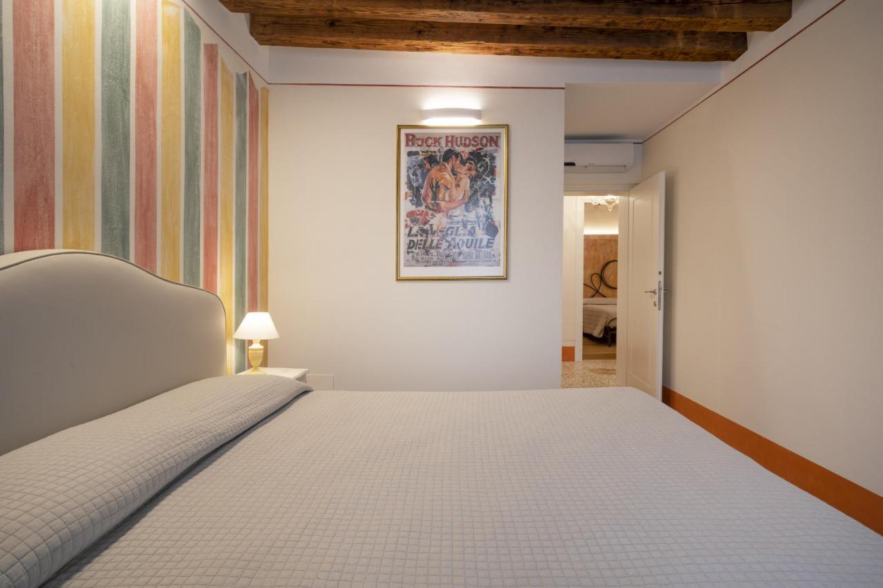 شقة Rialto Sant'Aponal Prestige By Wonderful Italy البندقية المظهر الخارجي الصورة
