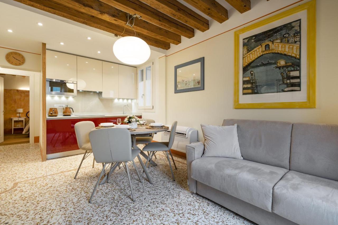 شقة Rialto Sant'Aponal Prestige By Wonderful Italy البندقية المظهر الخارجي الصورة